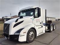 Used 2019 Volvo VNL64T300 for Sale