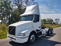 Used 2015 Volvo VNM64T200 for Sale