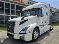 2025 Volvo VNL64T760