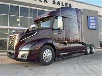 2025 Volvo VNL64T760