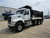 Used 2015 VOVLO VHD64F for Sale