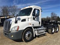 Used 2011 Freightliner Cascadia for Sale