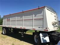 Used 2015 Maurer 24' Trailer for Sale
