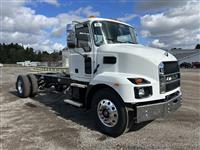 2025 Mack MD742