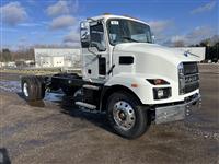 2025 Mack MD742