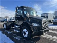 2017 Freightliner M2