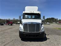 2017 Freightliner- Cascadia
