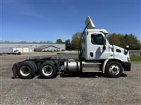 2017 Freightliner- Cascadia