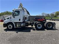 2017 Freightliner- Cascadia