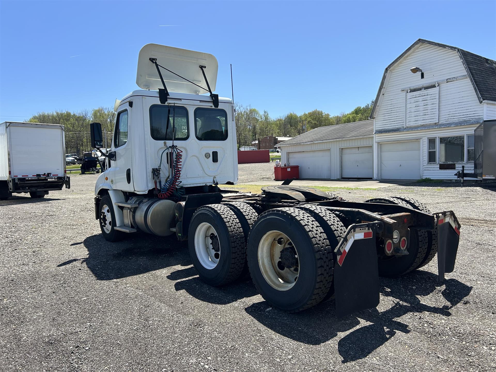 2017 Freightliner- Cascadia