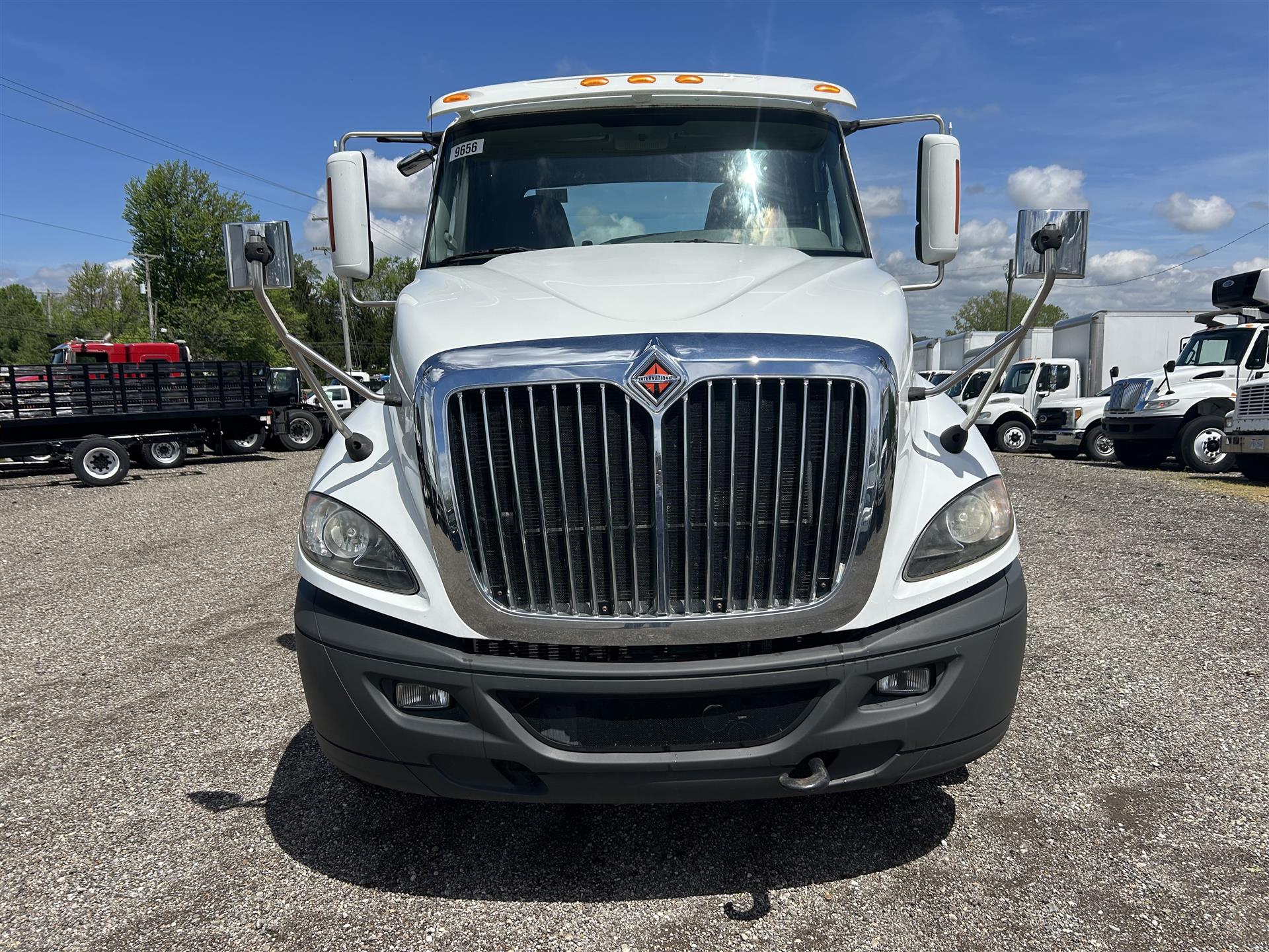 2016 International- 8600
