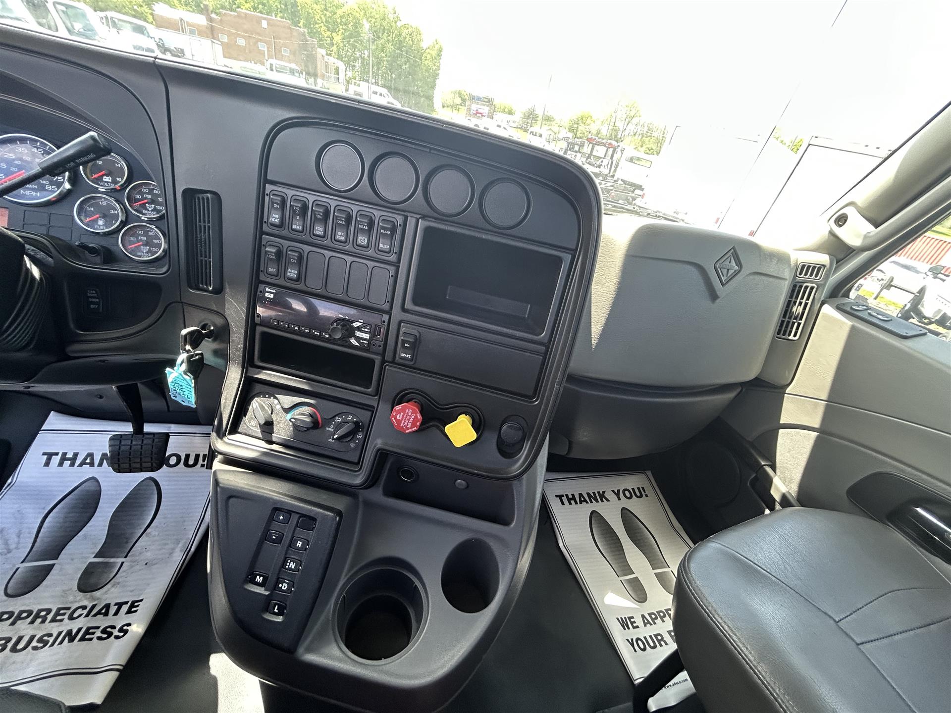 2016 International- 8600