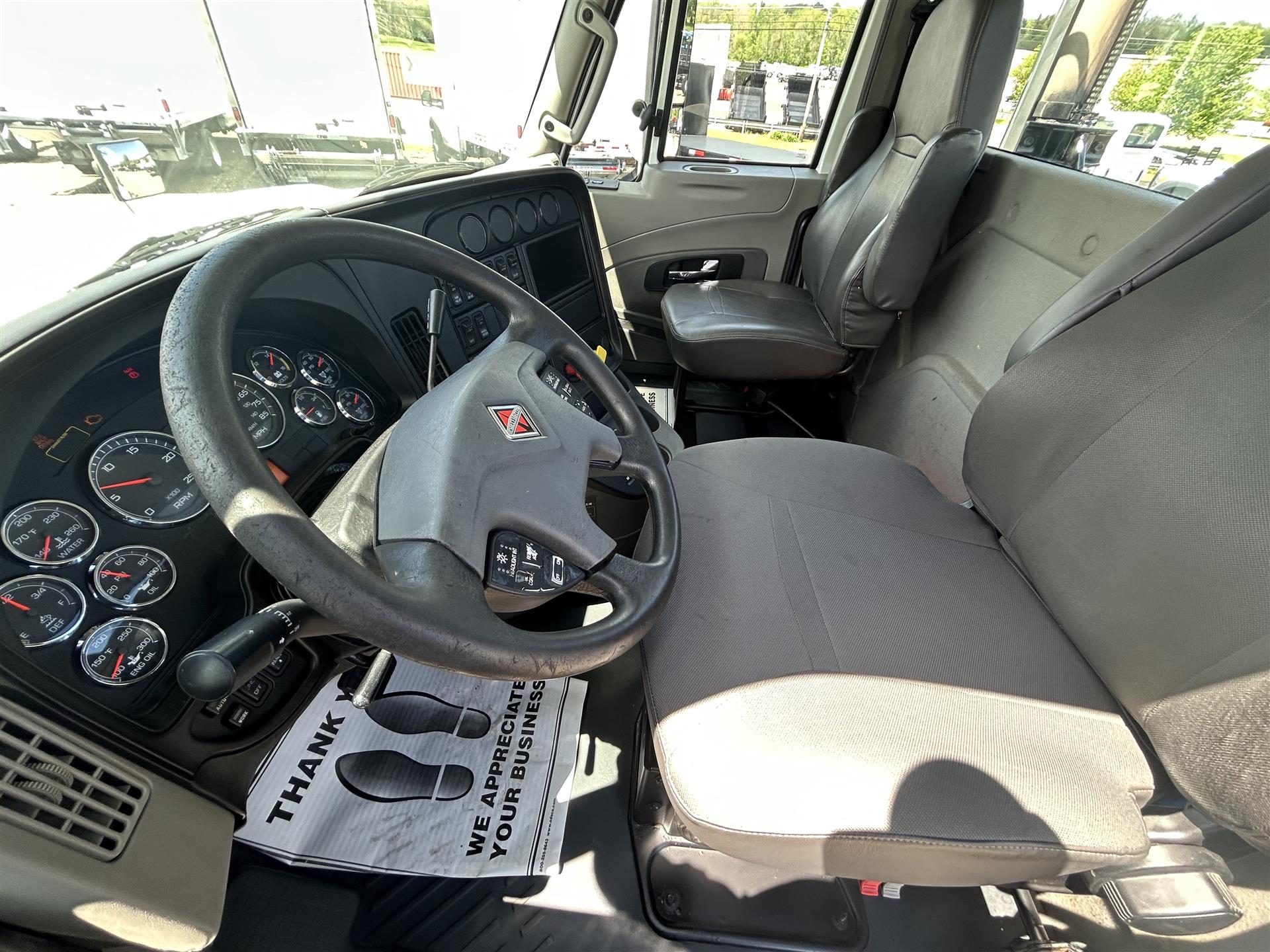 2016 International- 8600