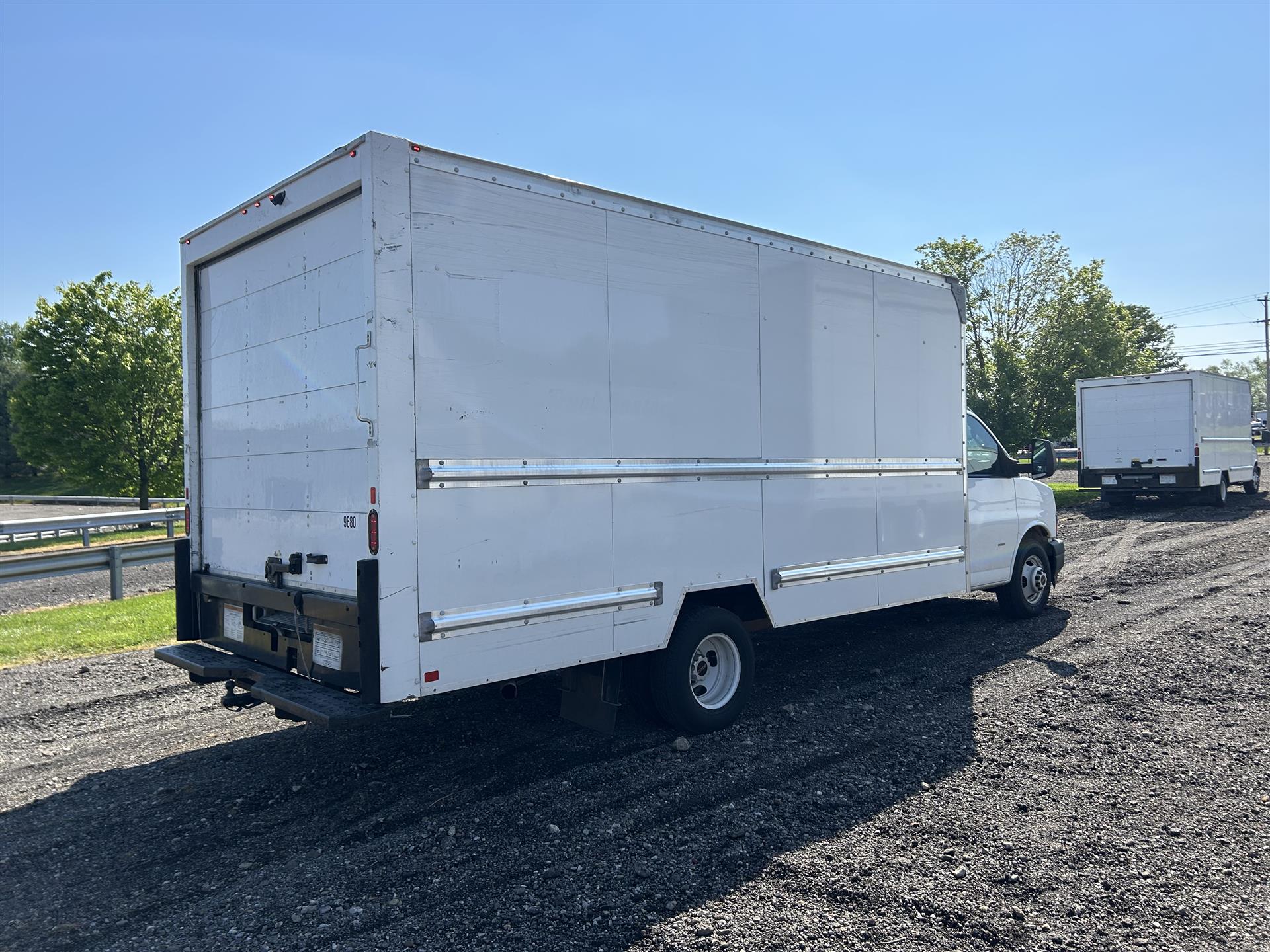 2020 GMC- G3500