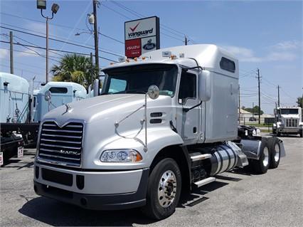2012 Mack PINNACLE CXU613