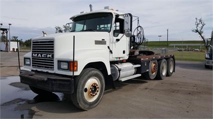 2005 Mack CHN613