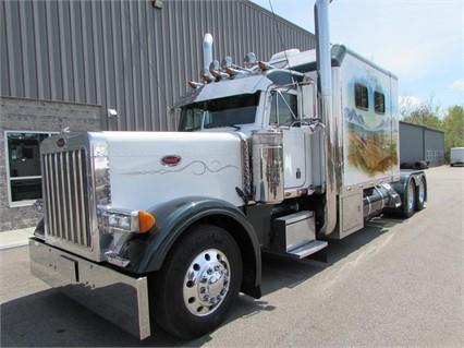 2002 Peterbilt 379EXHD