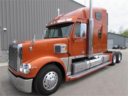 2013 Freightliner CORONADO 132