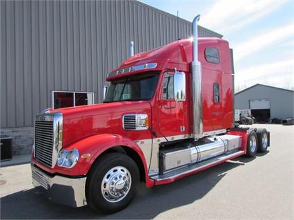 2013 Freightliner CORONADO 132