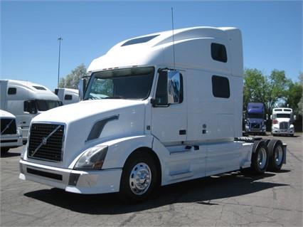 2013 Volvo VNL64T780