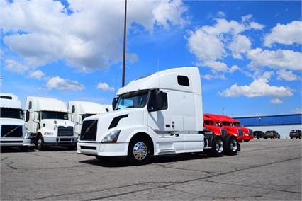 2013 Volvo VNL64T670