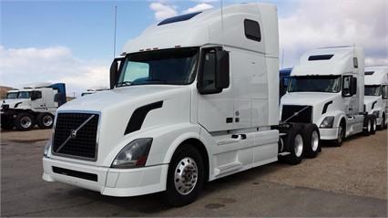 2013 Volvo VNL64T670