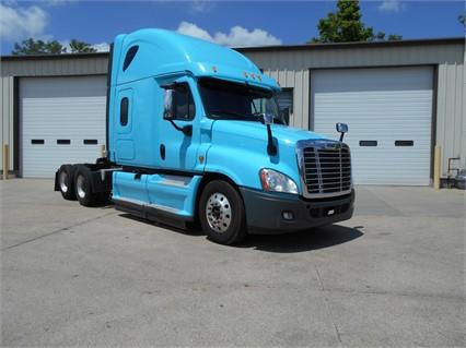 2014 Freightliner CASCADIA 125