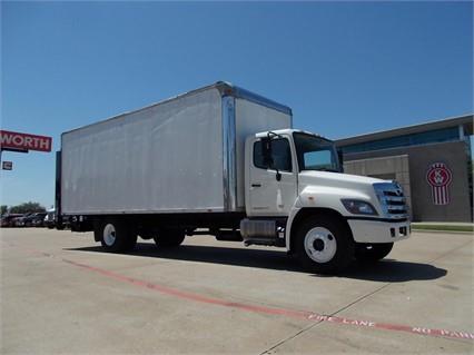 2015 HINO 268