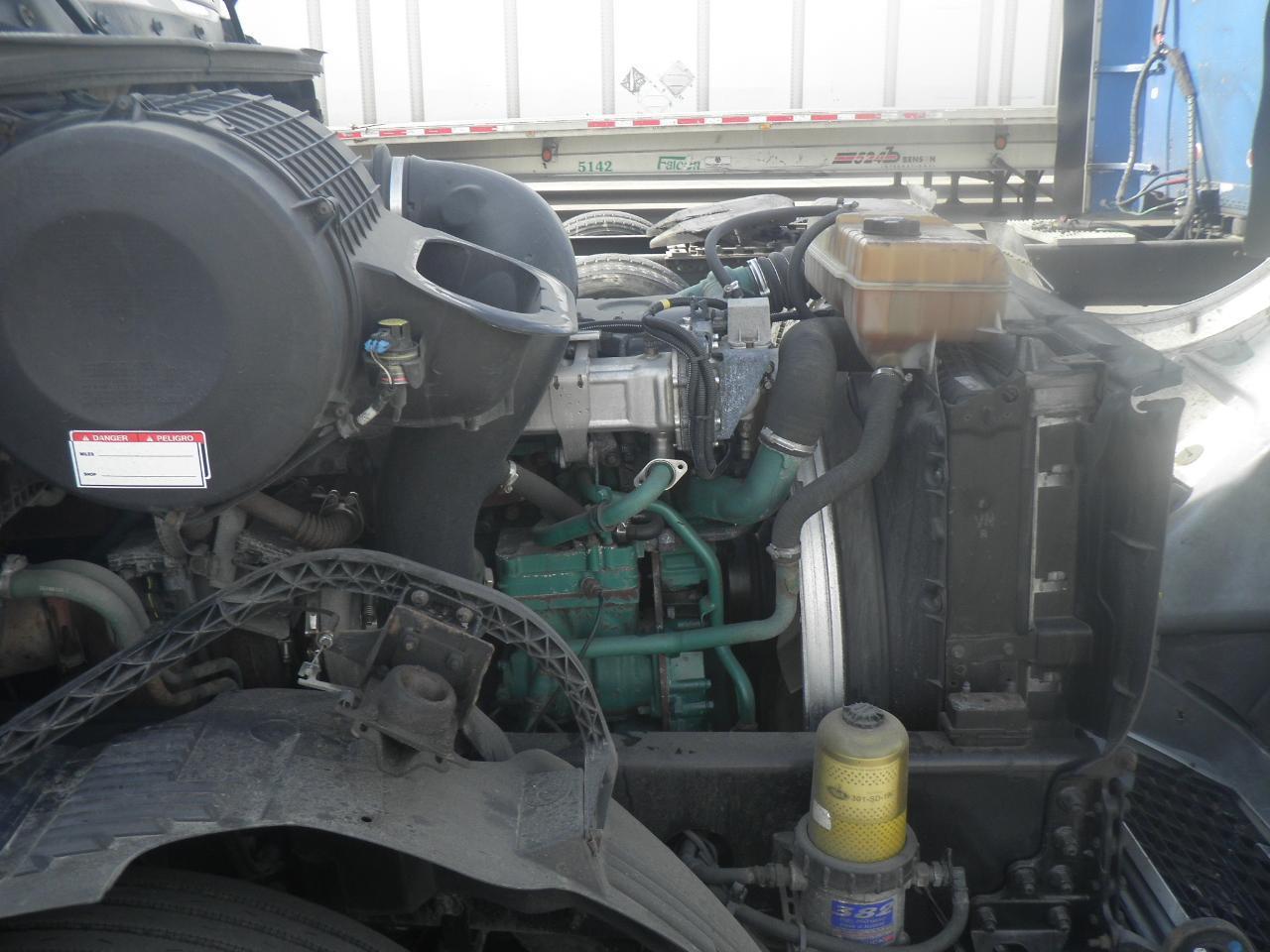 2007 Volvo VNL64T780