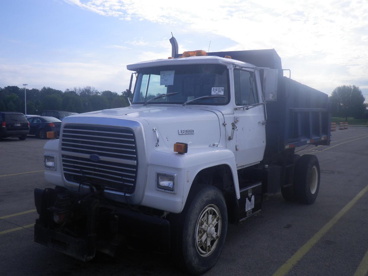 1988 Ford L8000