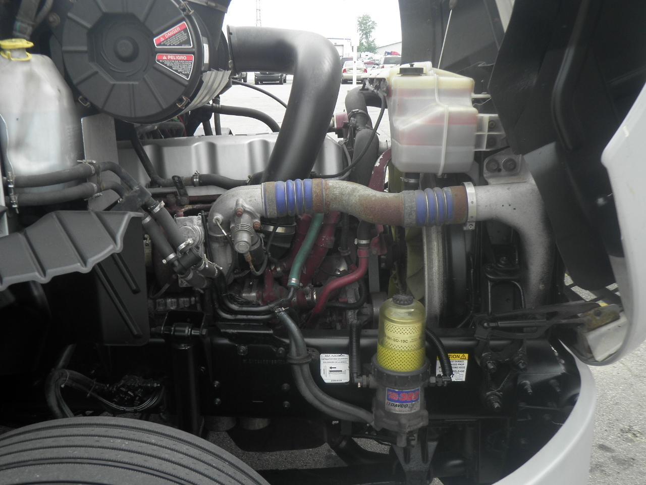 2011 Mack CXU613