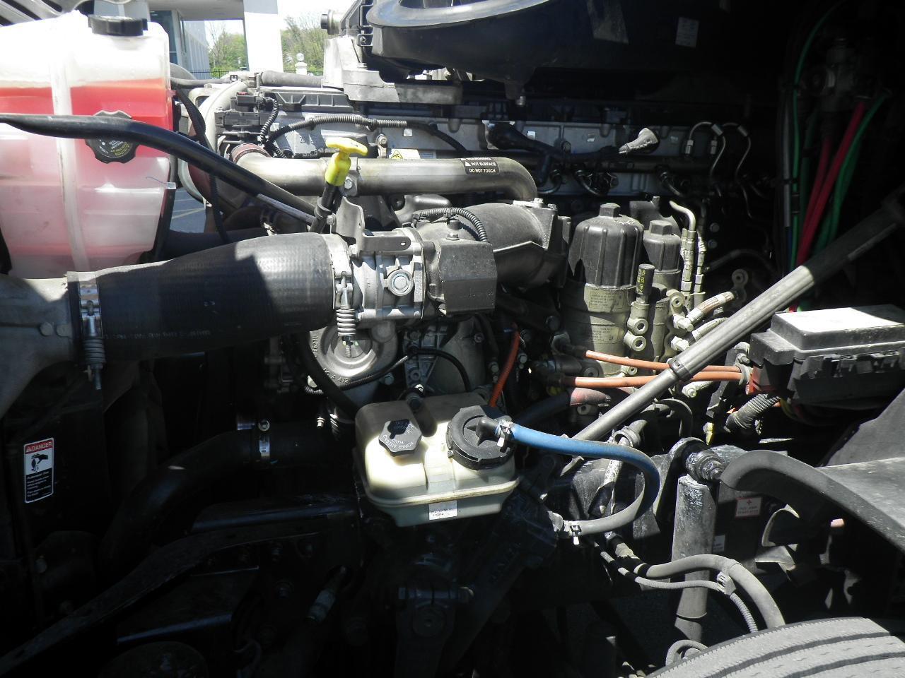 2012 Freightliner CASCADIA   