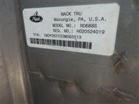 2003 Mack RD688S