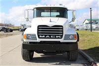 2006 Mack CV713