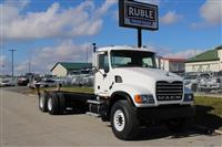 2006 Mack CV713