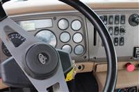 2006 Mack CV713