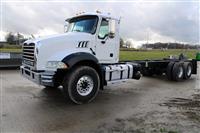 2013 Mack GU813