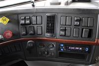 2005 Volvo VHD