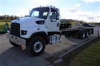 2013 Freightliner 114SD