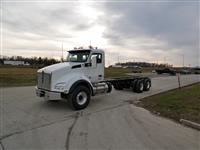 2025 Kenworth T880