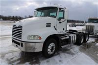 2013 Mack CXU613