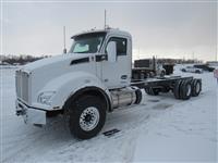 2025 Kenworth T880