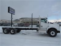 2025 Kenworth T880