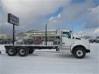 2025 Kenworth T880