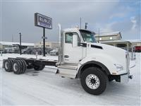 2025 Kenworth T880