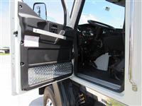 2025 Autocar DC64