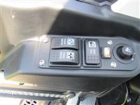 2025 Autocar DC64