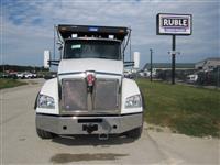2025 Kenworth T880
