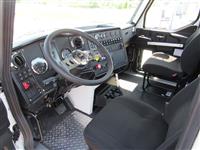 2025 Autocar DC64