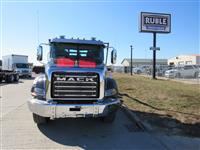 2026 Mack GR64B